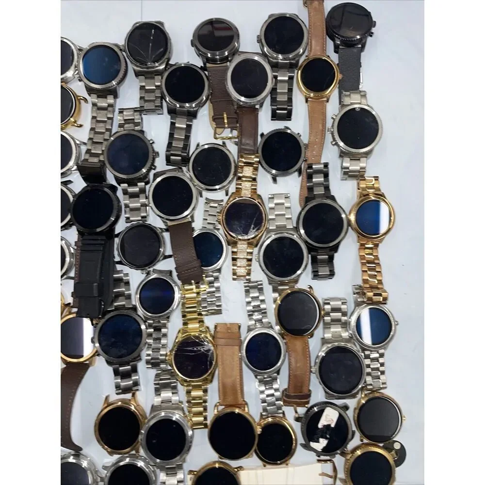 Wholesale watch lot of Michael Kors Gen 3 Smart Watch esQty 100 Sku LAN31